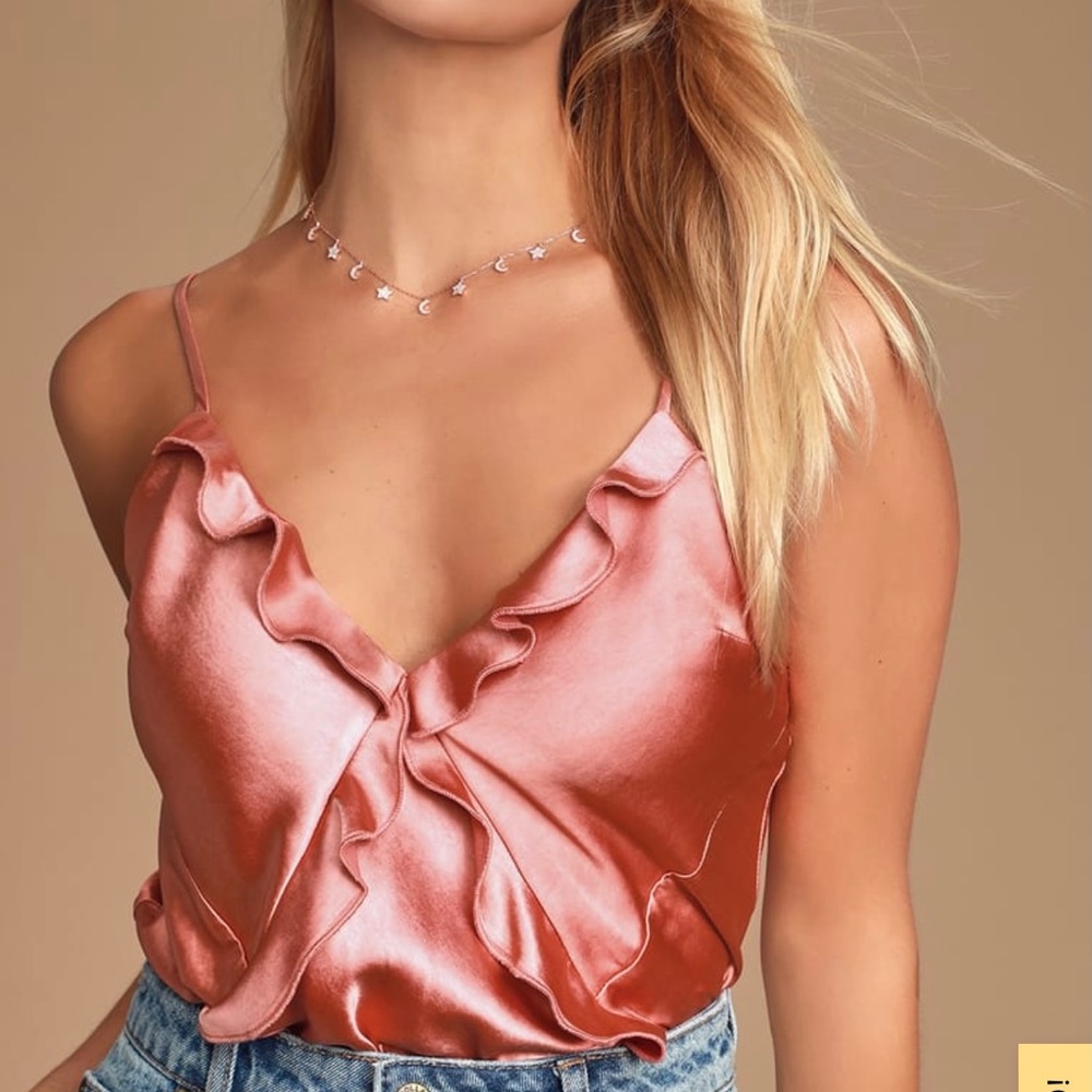 Lulu’s Coral Satin Ruffled Camisole | S